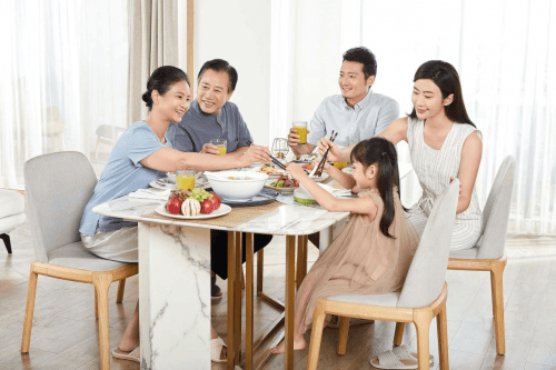 家政行业如何迈向新高度？高质量发展路径成关键(图2)