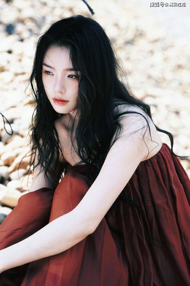 月嫂晒与林允合照网友猜测已生娃黄小蕾神回复击破谣言(图15)