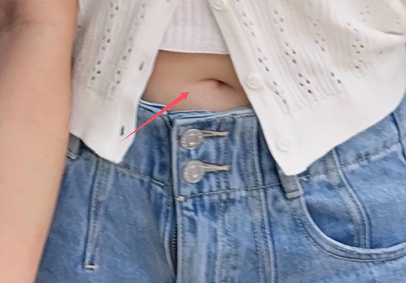 内娱又多一个私生子？月嫂晒和林允合照沈腾林允恋情再添实锤？(图5)
