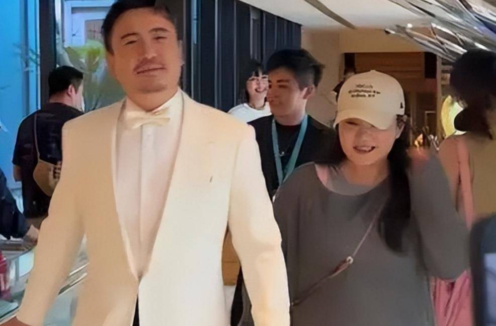 太不靠谱了月嫂晒合照把林允送上热搜未来一堆麻烦事(图9)