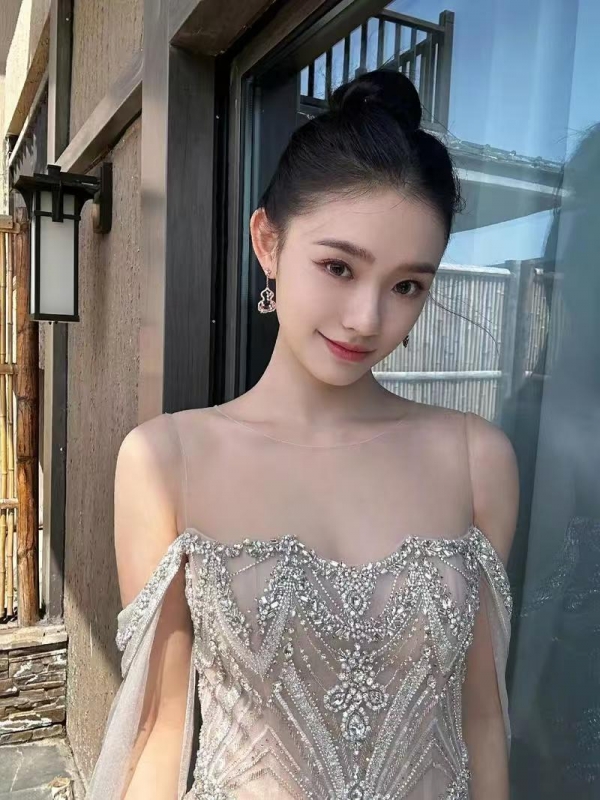 大瓜林允再被曝产子baby月嫂晒与她合影粉丝辟谣当事人回应(图3)
